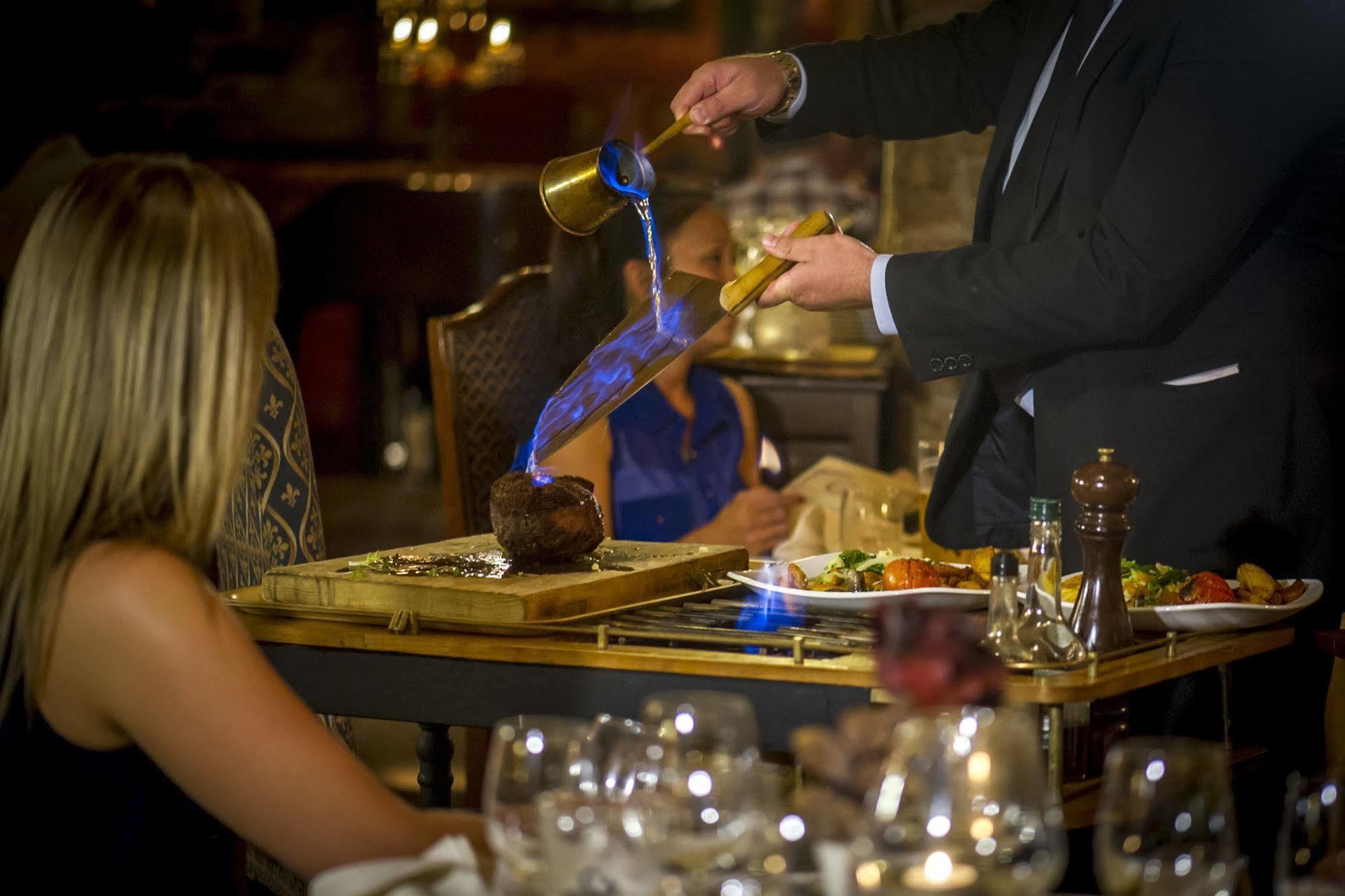 The Revere Hotel Saint Helier Ngoại thất bức ảnh